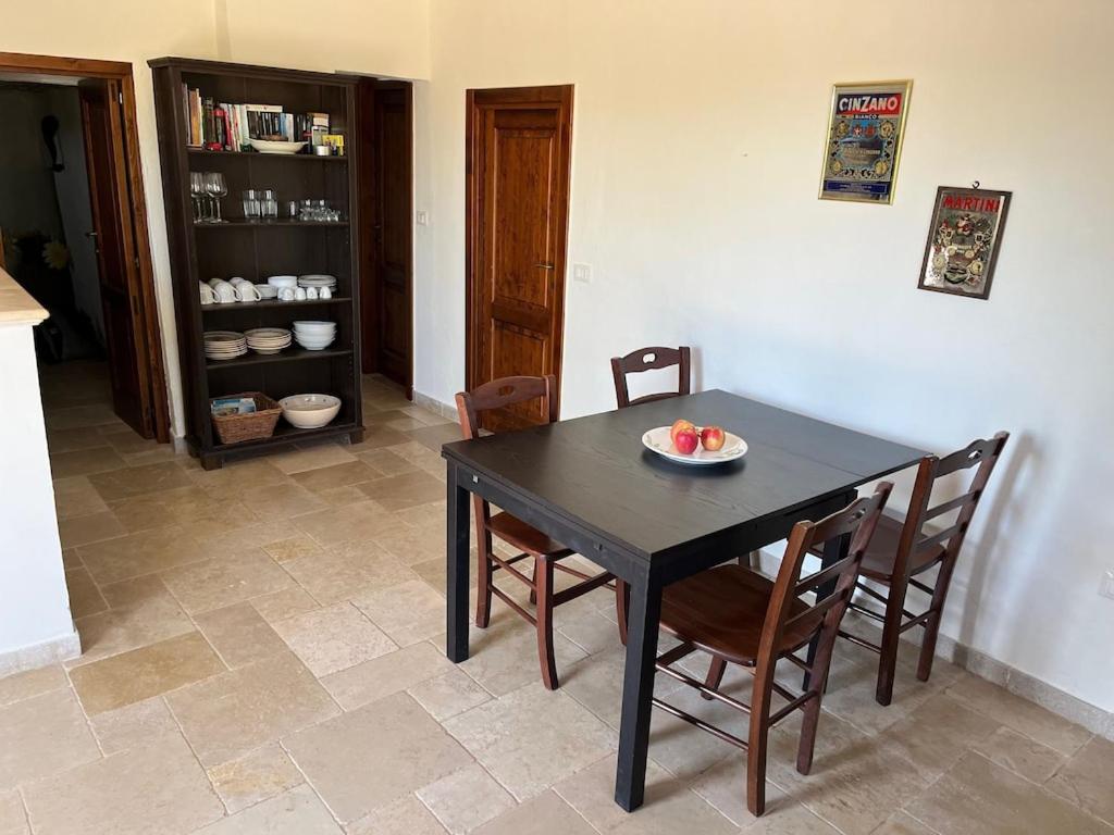 Casa Giuliveto - Charmantes Ferienhaus Mit Privatpool In Olivenhain Ostuni Εξωτερικό φωτογραφία