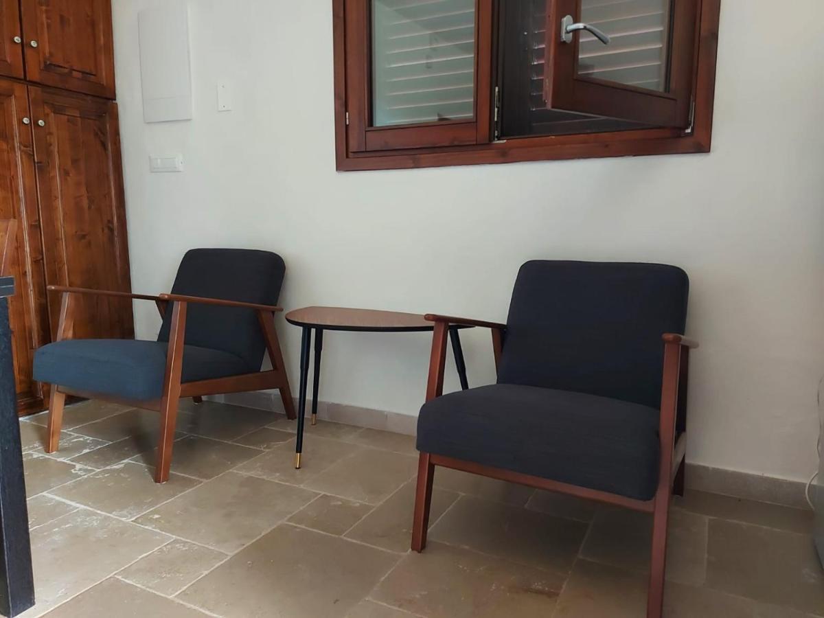Casa Giuliveto - Charmantes Ferienhaus Mit Privatpool In Olivenhain Ostuni Εξωτερικό φωτογραφία